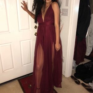 PROM GIRL WINE DRESS OFFER